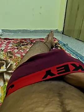 Romantic boy143 online show from July 24, 9:13 pm