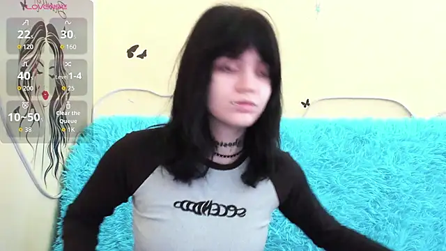 Snapshot of Emma_Darkkk chatting on February 5, 4:06 am Emma Darkkk online show from February 5, 4:06 am