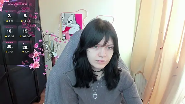 Snapshot of Emma_Darkkk chatting on February 16, 3:24 am Emma Darkkk online show from February 16, 3:24 am