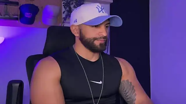 SamDornan51 online show from April 6, 1:47 am