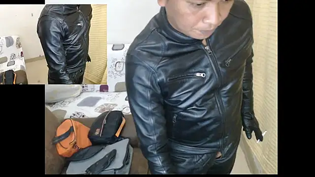 Leatherbdsm81 online show from April 20, 3:04 pm