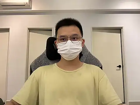 bigdomdomsss online show from March 24, 2:11 pm