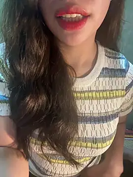 QuynhAnh 2k1 online show from February 11, 8:08 am