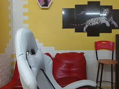 Snapshot of chacorta_ chatting on April 21, 12:55 pm chacorta online show from April 21, 12:55 pm