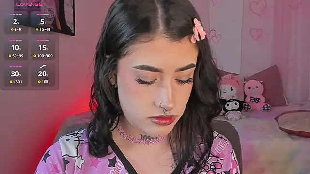 Snapshot of Tamara_uwu chatting on February 20, 10:32 pm Tamara uwu online show from February 20, 10:32 pm