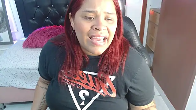 Snapshot of NathaliaMayson chatting on February 7, 4:16 am NathaliaMayson online show from February 7, 4:16 am