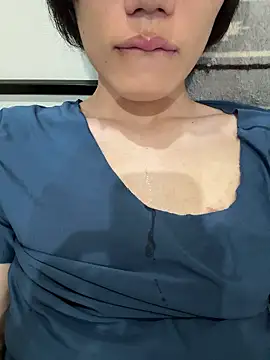 nlxq ll online show from May 11, 2:23 pm