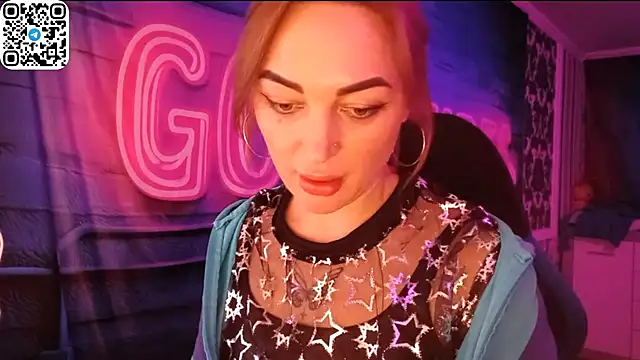 Snapshot of Vellora_ chatting on February 28, 10:55 pm Vellora online show from February 28, 10:55 pm