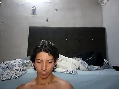 Snapshot of SolRakOF chatting on February 20, 3:23 pm SolRakOF online show from February 20, 3:23 pm