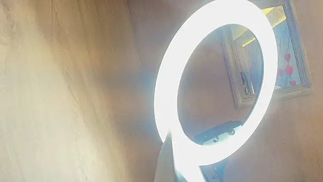 Snapshot of Berchy_tf chatting on February 15, 1:41 pm Berchy tf online show from February 15, 1:41 pm