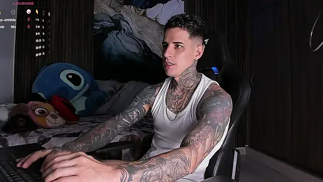 trisstann  online show from March 20, 11:31 pm