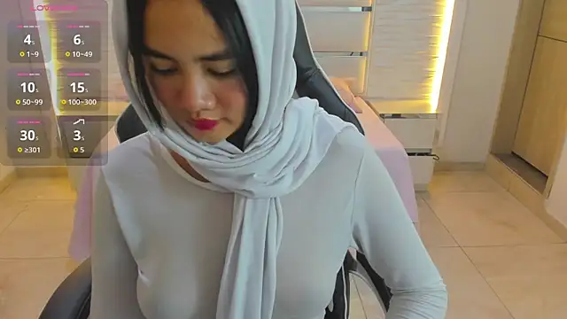 Yaiza farak online show from February 18, 2:18 am