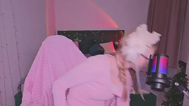 alicedews online show from February 9, 9:41 pm