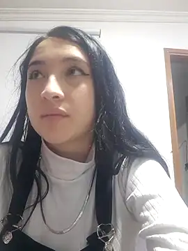 Snapshot of Maitebigboobs chatting on March 2, 9:32 pm Maitebigboobs online show from March 2, 9:32 pm