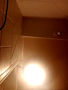 lej73 online show from March 4, 8:15 pm