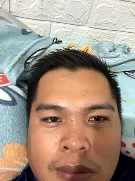 Snapshot of bigloadfox chatting on March 8, 2:43 pm bigloadfox online show from March 8, 2:43 pm