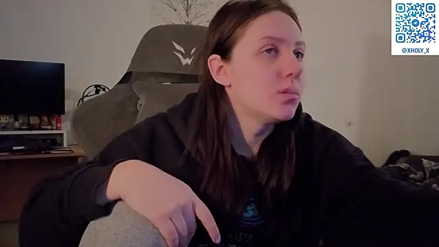 Snapshot of Holy_Kveta chatting on February 6, 2:49 am Holy Kveta online show from February 6, 2:49 am