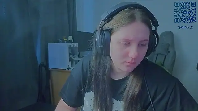 Snapshot of Holy_Kveta chatting on July 17, 4:19 am Holy Kveta online show from July 17, 4:19 am
