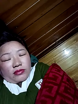 quynhbupbe11 online show from February 11, 1:16 pm