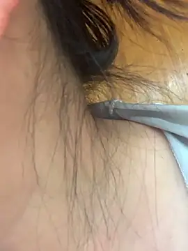 Snapshot of Star-sweet01 chatting on February 21, 2:45 am Star-sweet01 online show from February 21, 2:45 am