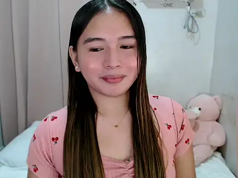 Snapshot of lovely_Janeee chatting on March 11, 9:21 pm lovely Janeee online show from March 11, 9:21 pm