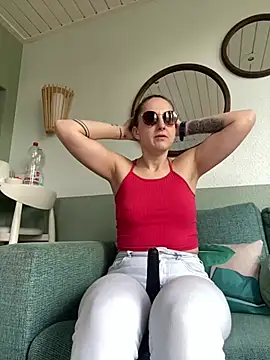 PicNic69x online show from April 16, 12:50 pm