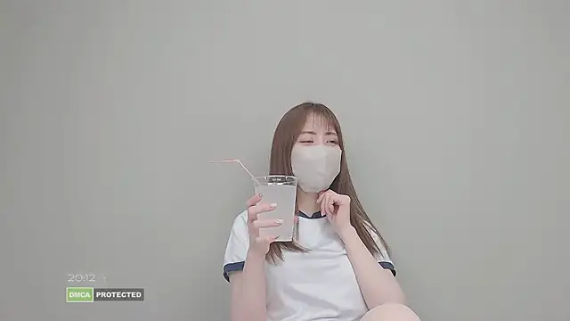 Snapshot of Piko_crystal chatting on February 6, 11:13 am Piko crystal online show from February 6, 11:13 am