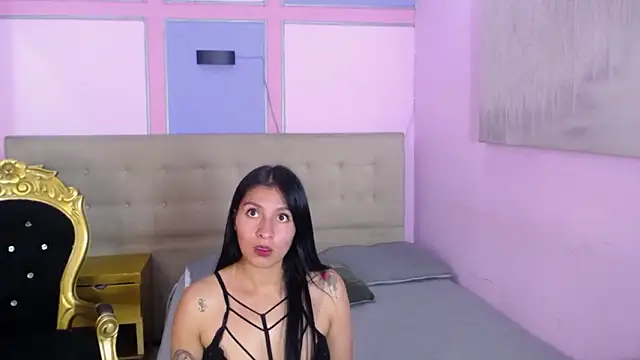 Snapshot of Melannyy__ chatting on February 25, 2:54 am Melannyy online show from February 25, 2:54 am