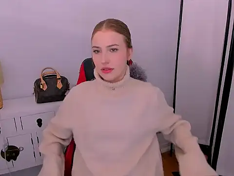 Snapshot of KattyXLovely chatting on February 12, 3:29 pm KattyXLovely online show from February 12, 3:29 pm