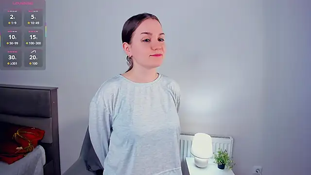 CrissyKales online show from April 1, 5:43 pm