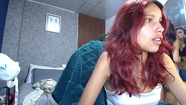 Snapshot of suggar_angel chatting on February 19, 12:45 pm suggar angel online show from February 19, 12:45 pm