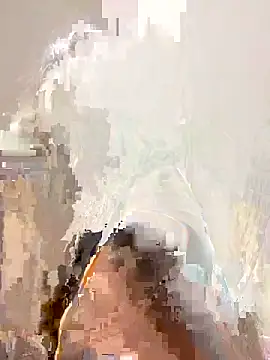 Snapshot of Youyou_12 chatting on February 22, 3:43 pm Youyou 12 online show from February 22, 3:43 pm