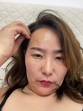 Youyou 12 online show from April 17, 10:40 am