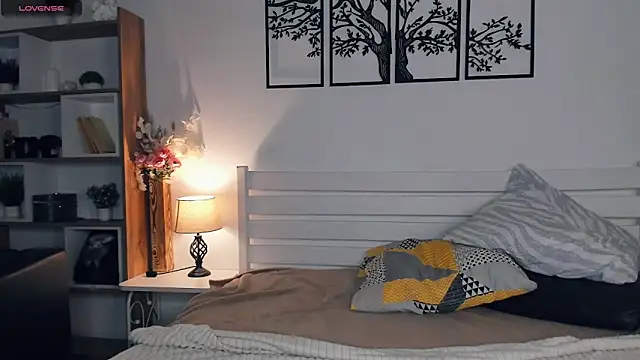 MalvinaTrafford online show from February 16, 9:44 pm