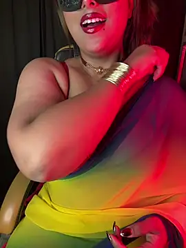 Snapshot of queen-panda chatting on February 4, 4:57 pm queen-panda online show from February 4, 4:57 pm