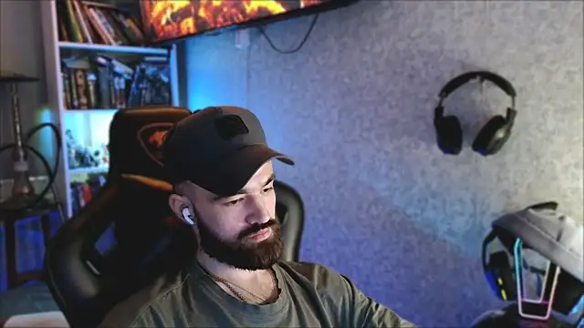  Mostly  online show from April 7, 10:53 pm