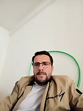 Snapshot of NatanCasad0 chatting on February 5, 9:41 pm NatanCasad0 online show from February 5, 9:41 pm