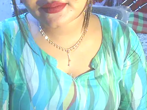 Nusrat Faria online show from March 27, 5:12 pm