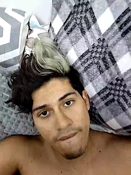 Snapshot of Riquid-sexual chatting on February 19, 7:32 pm Riquid-sexual online show from February 19, 7:32 pm