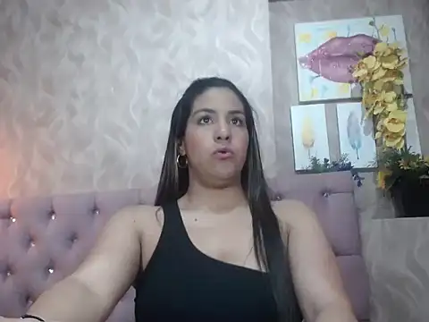 Snapshot of SofiaPinnk chatting on March 4, 3:07 pm SofiaPinnk online show from March 4, 3:07 pm