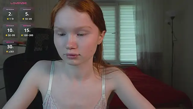 Snapshot of Nellie_baby chatting on July 9, 8:51 am Nellie baby online show from July 9, 8:51 am