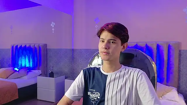 Derek Sinn online show from May 26, 7:54 pm