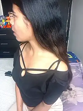 Snapshot of Roxan_King chatting on March 2, 12:34 pm Roxan King online show from March 2, 12:34 pm