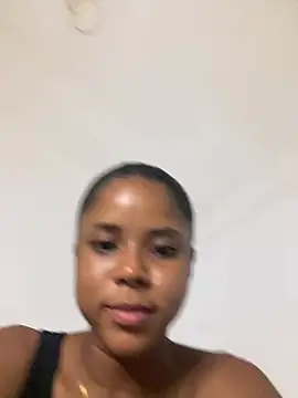 LIA PARKERR online show from March 21, 1:43 am