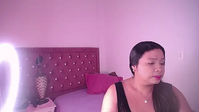 Snapshot of miafuegolatino chatting on July 1, 3:08 am miafuegolatino online show from July 1, 3:08 am