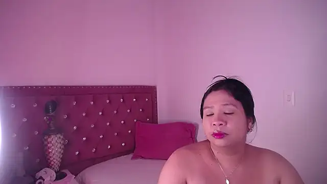 Snapshot of miafuegolatino chatting on July 3, 2:51 am miafuegolatino online show from July 3, 2:51 am