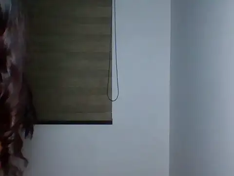 Snapshot of perla_modelo chatting on February 17, 12:29 am perla modelo online show from February 17, 12:29 am