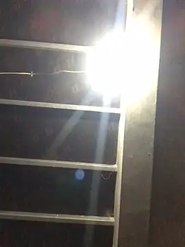 Snapshot of honeyyy110 chatting on February 24, 10:46 am honeyyy110 online show from February 24, 10:46 am