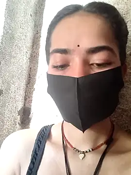 Sonali Bendre online show from April 10, 2:50 am