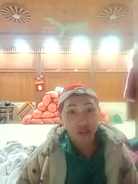 hot-luna- online show from February 13, 11:50 am